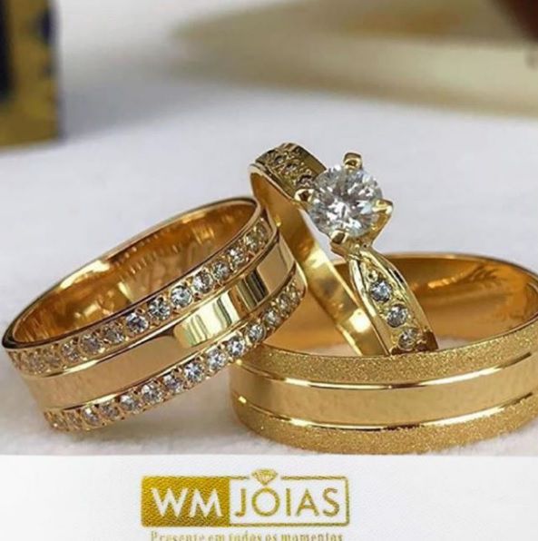 Par de  alianças mais anel de noivado em ouro -WM10031