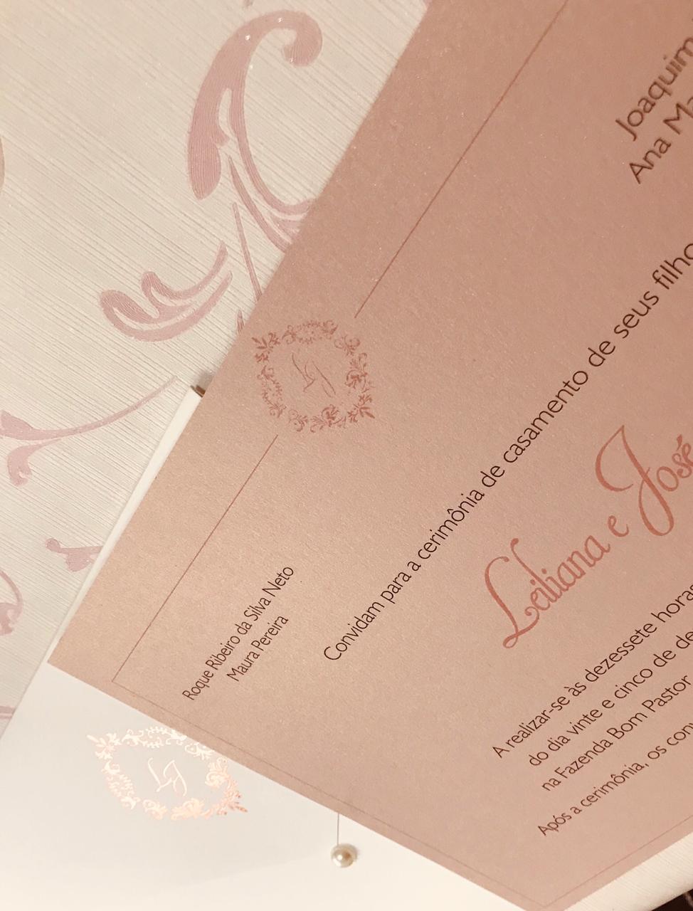 Convite de Casamento Papel Nude Brilhante com Envelope