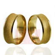 Alianças Ouro Casamento Noivado 18k Concova Diamantada Anatômica 7mm  9 gramas  