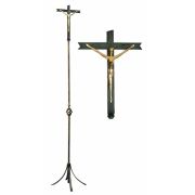 Cruz Processional - confeccionada em latão - medidas 36x250cm