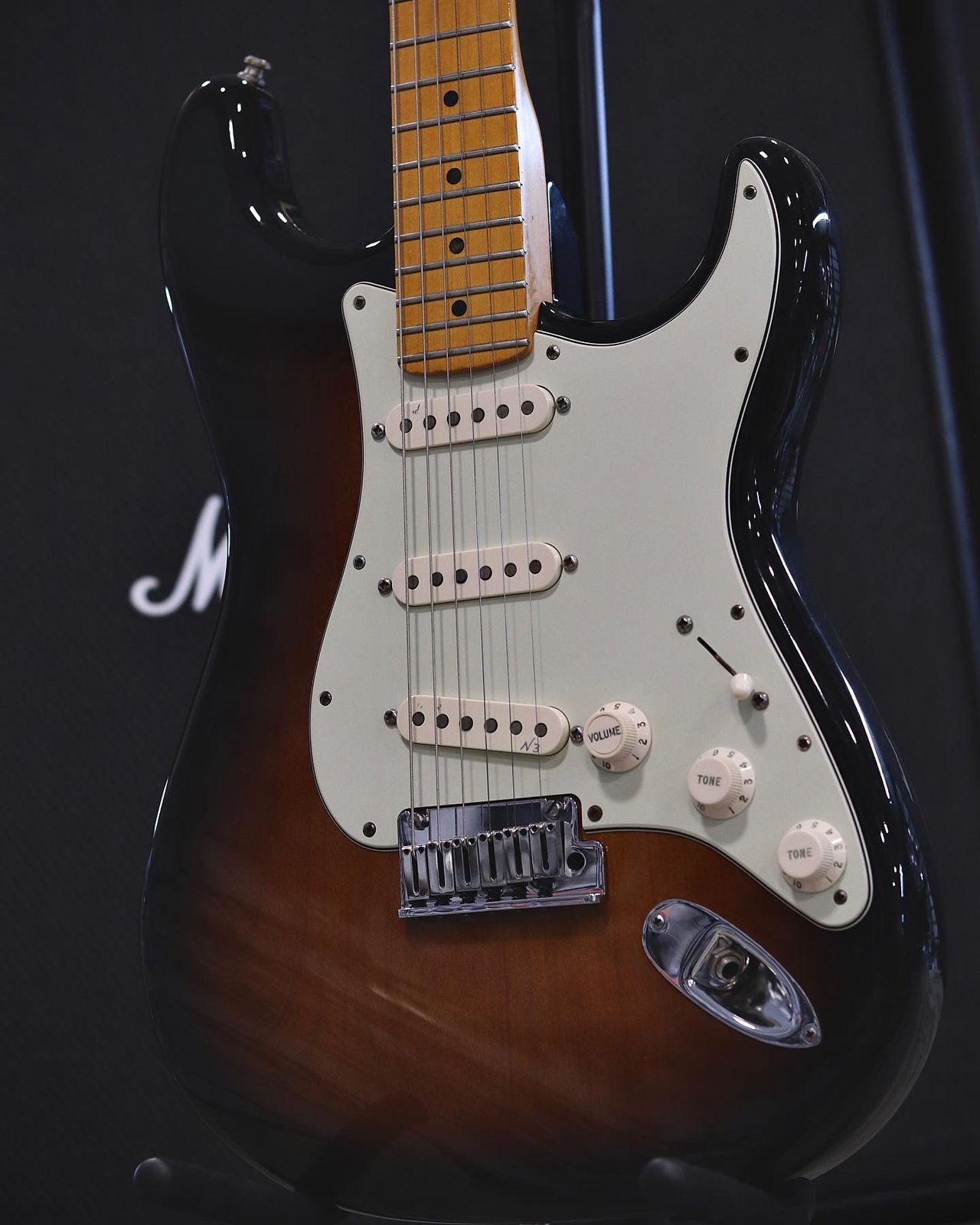 Guitarra Fender American Deluxe *Usada*