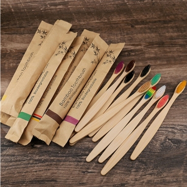 Kit com 10 Escovas de Dente de Bambu