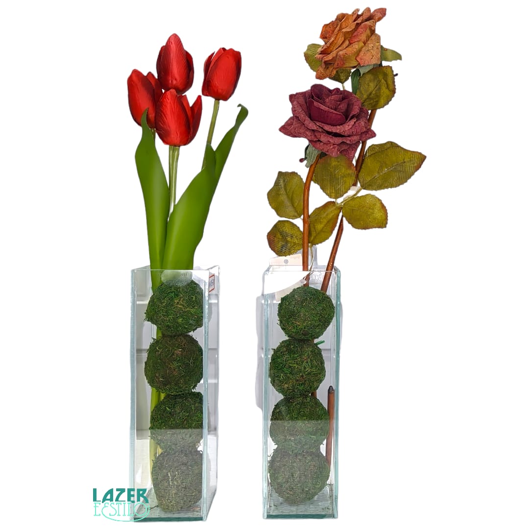 Arranjo De Tulipa No Vaso Esferas De Musgo  - Lazer e Estilo