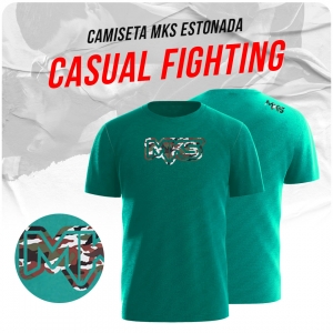 Camiseta MKS Casual Fighting Estonada Verde Bandeira com Logo Camuflado