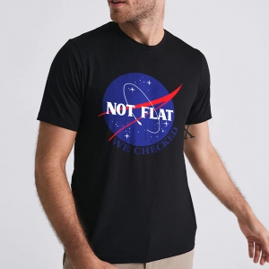 Camiseta Not Flat We Checked
