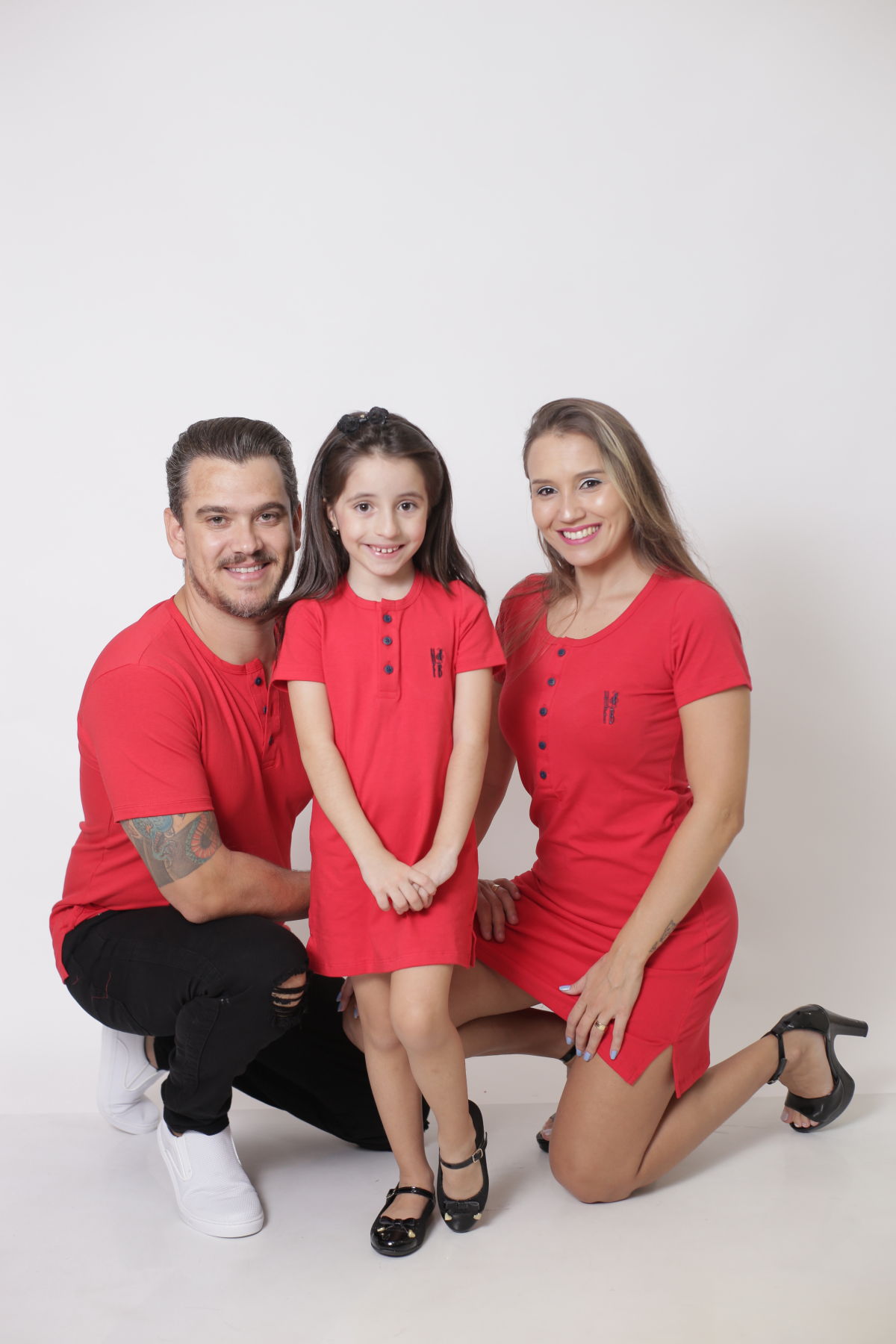 PAIS E FILHA > Kit 3 Peças - T-Shirt + Vestidos Henley - Vermelho