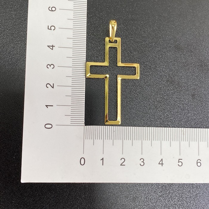 Pingente Crucifixo Vazado (4,8cmX3cm) (Banho Ouro 24k)