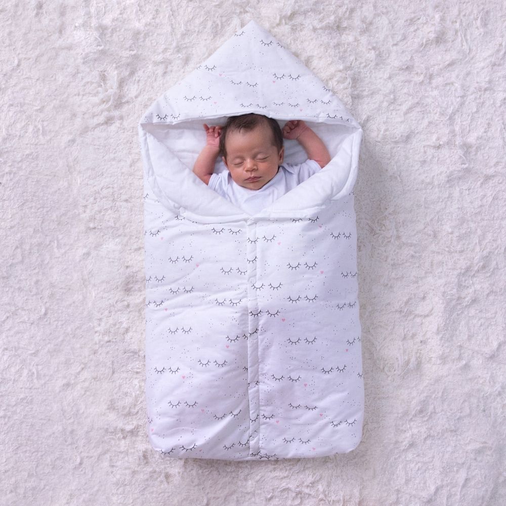 Porta Bebê Alcochoado Saco Dormir com Capuz Cílios Papi Baby