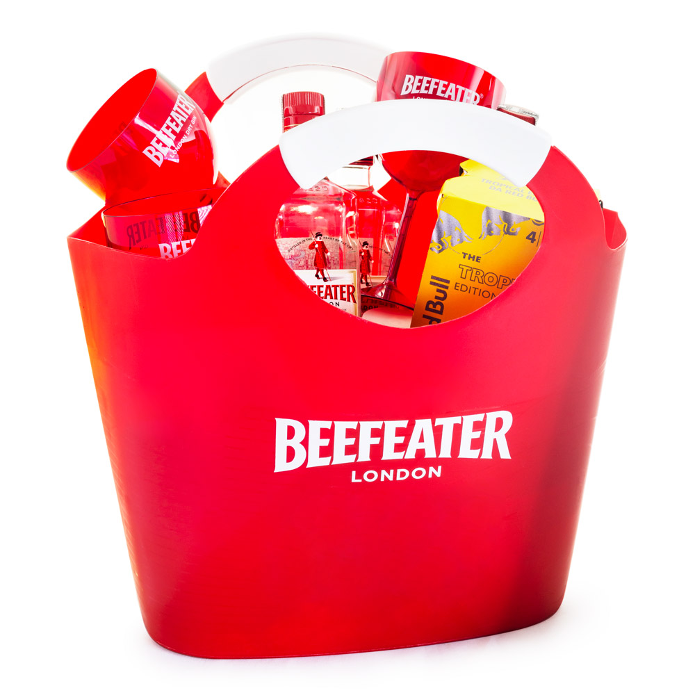 Combo New Bag Beefeater Gin - 3 Beefeater + 12 RedBull Tropical + 12 Tônicas St. Pierre + 4 Taças de Acrílico Beefeater