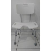 Cadeira De Banho Com Abertura e Encosto Cb/1 Astra
