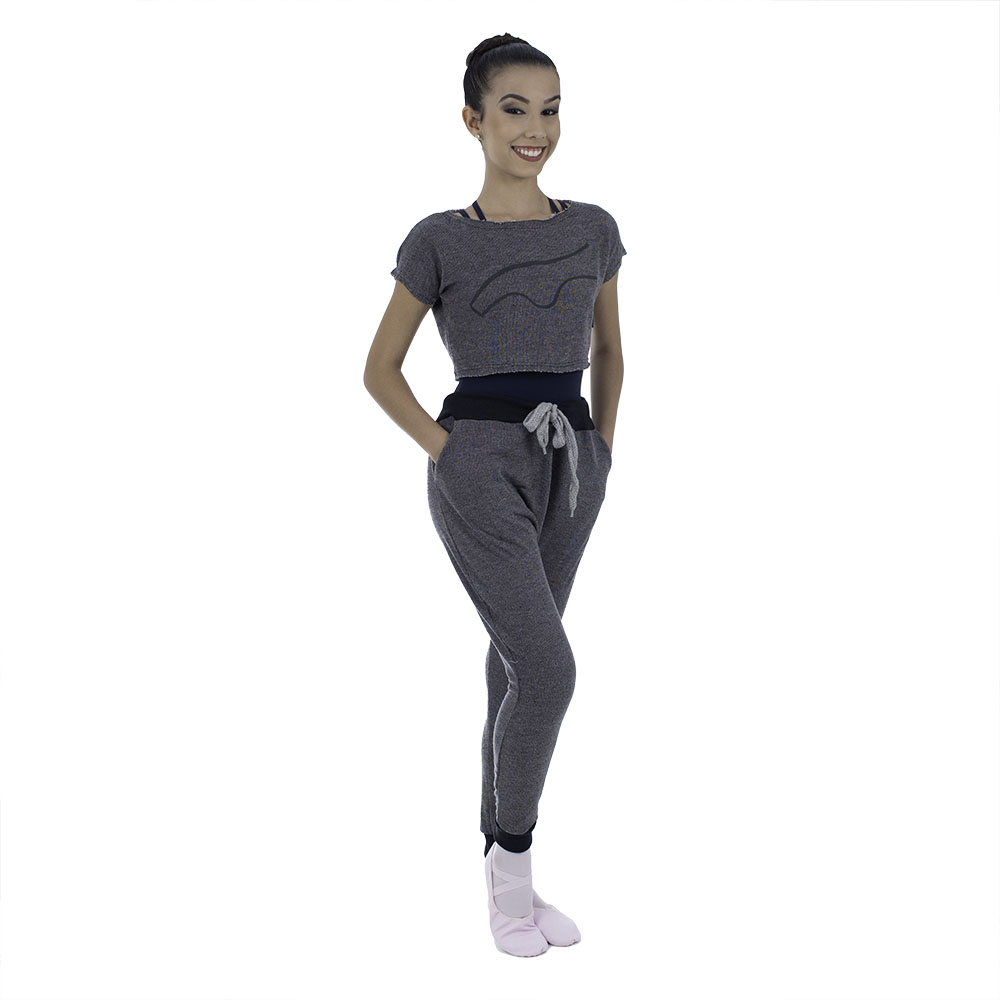 Conjunto Calça Saruel e Blusa modelo Cropped Estampa em Silk