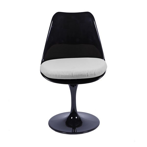 Cadeira Saarinen Preta com Almofada Or Design