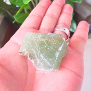 Pedra Calcita Verde Bruta Unitária Cristal Natural - P