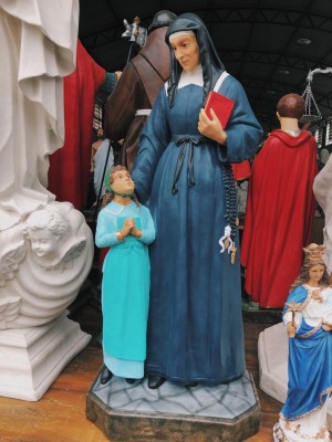 Santa Luísa de Marillac, Resina, 87cm