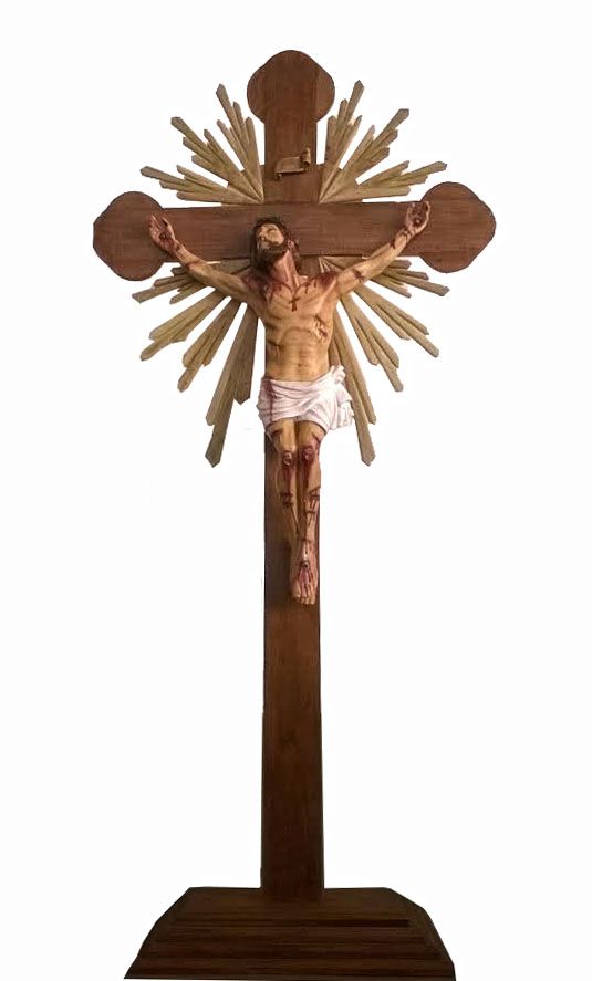 Crucifixo: 320 cm | Corpo: 140 cm (agonia com resplendor e base )