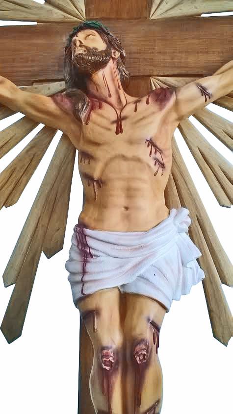 Crucifixo 320 cm | Corpo: 140 cm | Cruz: 320 cm (com base e resplendor)