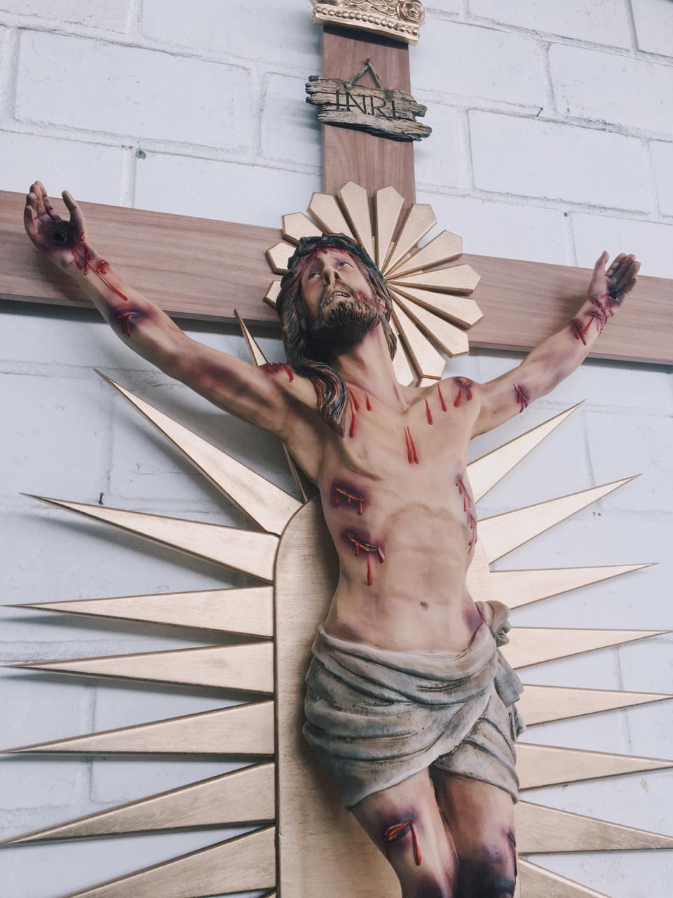 Crucifixo: 220 cm | Corpo: 140 cm (Bom Jesus | Agonia de Cristo) 
