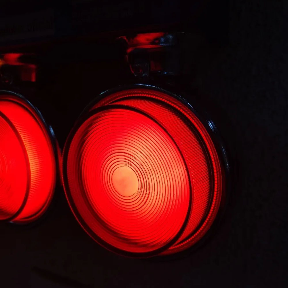 Kit 4 Lanternas Bojuda Foguinho Cromada Vermelha LED para Caminhão 12v 24v