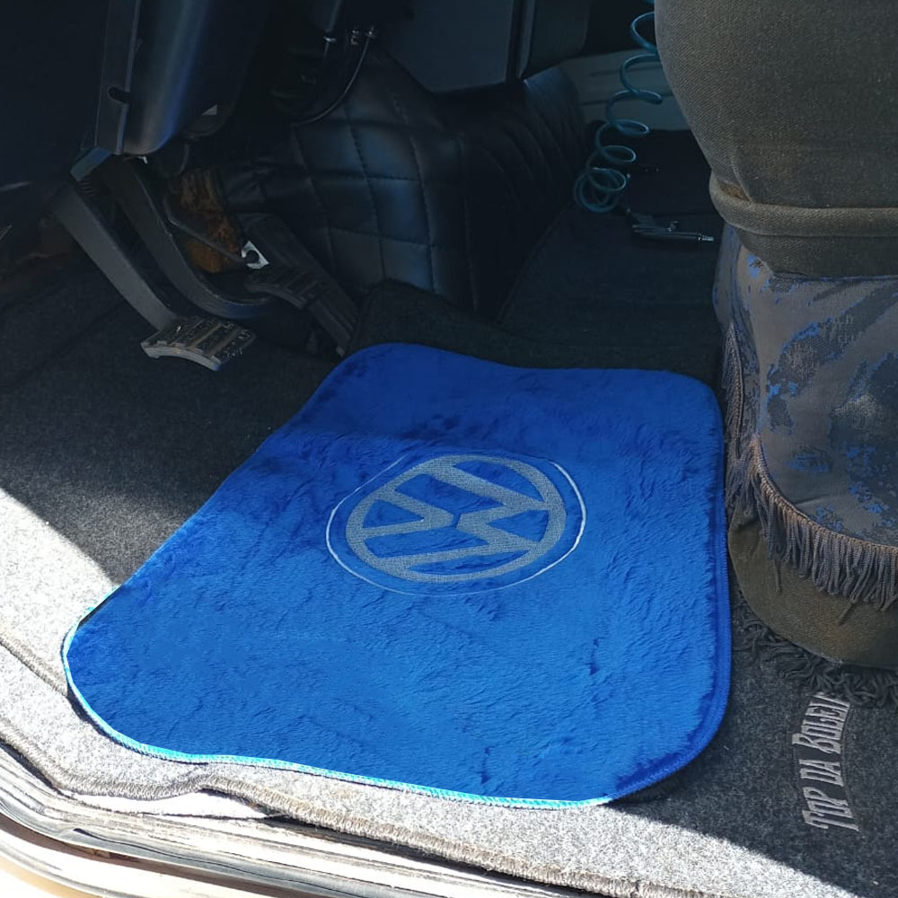 Par Tapete Luxo Pelúcia Azul para Caminhão Volkswagen