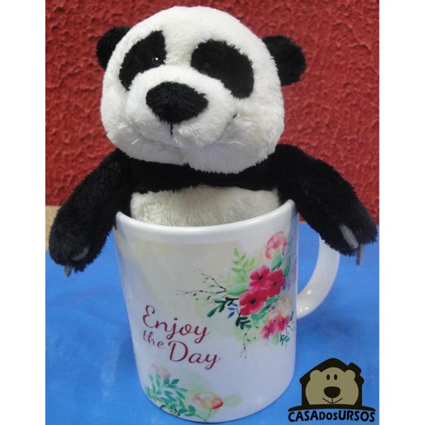 Caneca de Porcelana 330ml Ursinho com a frase: Enjoy The Day  . Acompanha Pelúcia Panda 15cm 