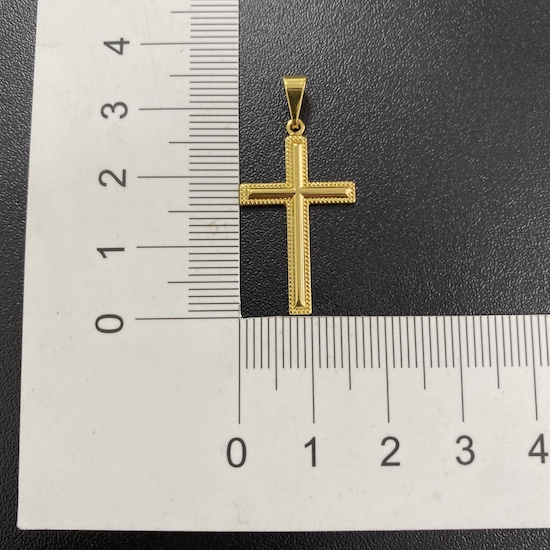 Pingente Cruz Detalhada (Pequeno) (2,7cmX1,8cm) (Banho Ouro 24k)