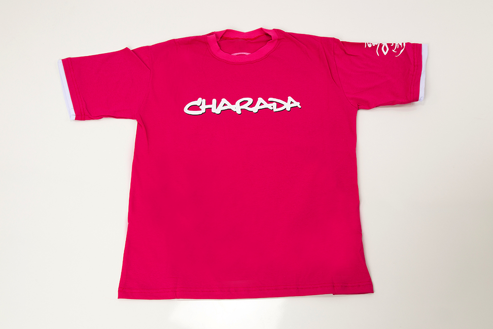 Camiseta CHARADA Rosa Interrogação nas Costas