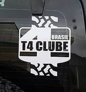 Adesivo T4 Clube Brasil | Modelo 2 | 25 x 29 cm
