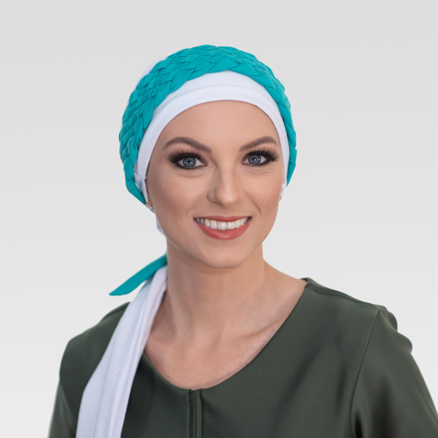Turbante Branco com Tiara de Trança Larga Verde Piscina para quimioterapia