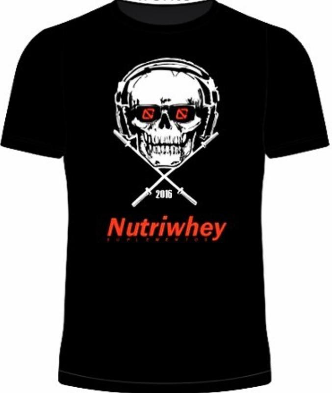Camiseta Nutriwhey Black Caveira Fit