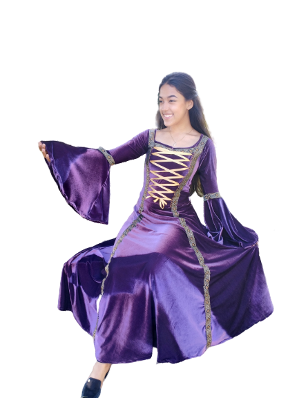 Vestido Medieval Tradicional na cor roxo luxuoso