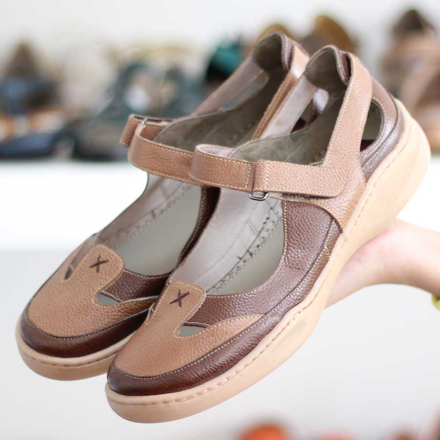 Sapato Feminino Retrô Vintage Em Couro Legitimo Com Velcro  ET0001