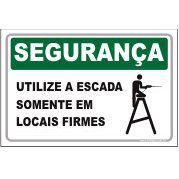Utilize a Escada Somente em Locais Firmes  - Towbar Sinalização de Segurança