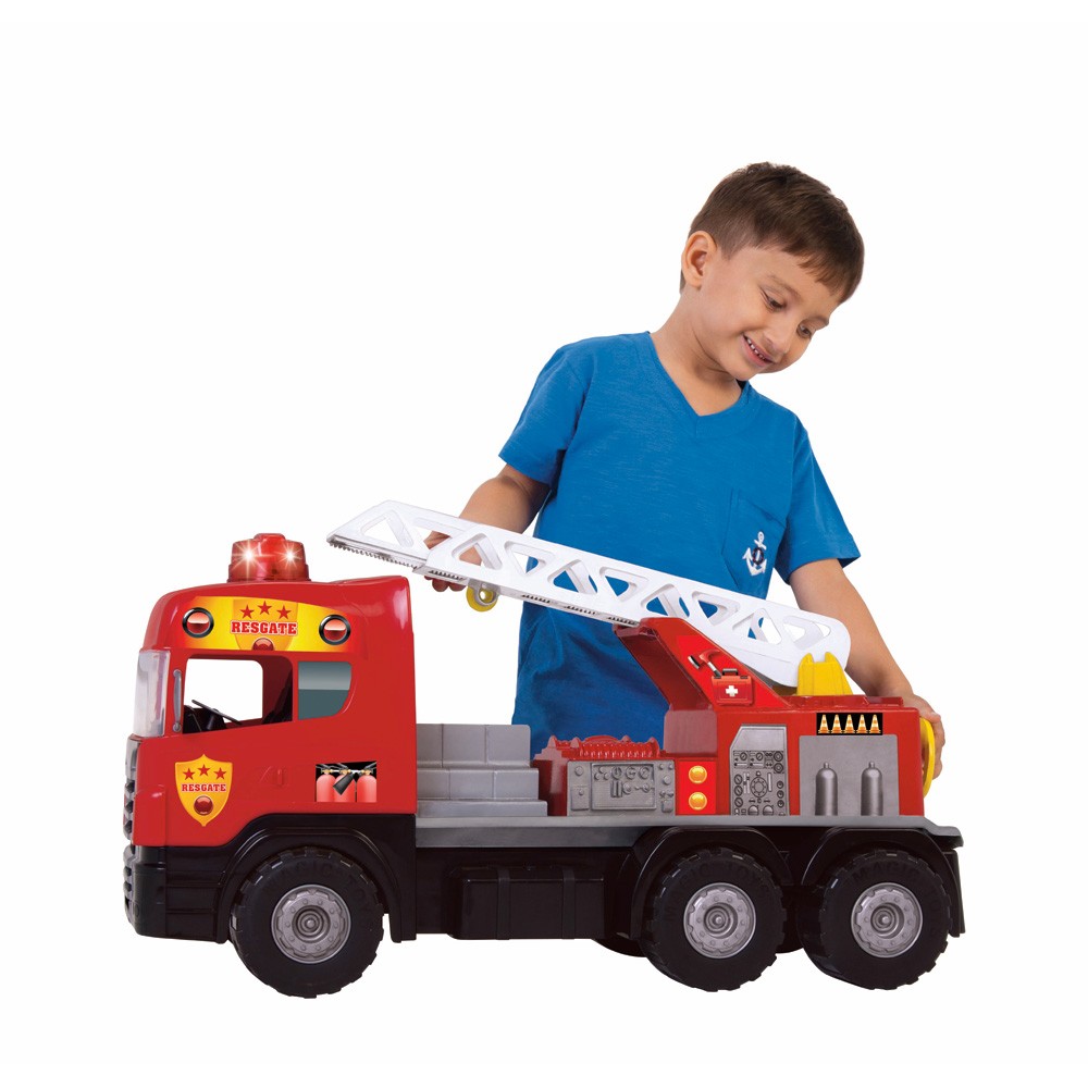 Caminhão Super Bombeiro - Com Capacete - Magic Toys