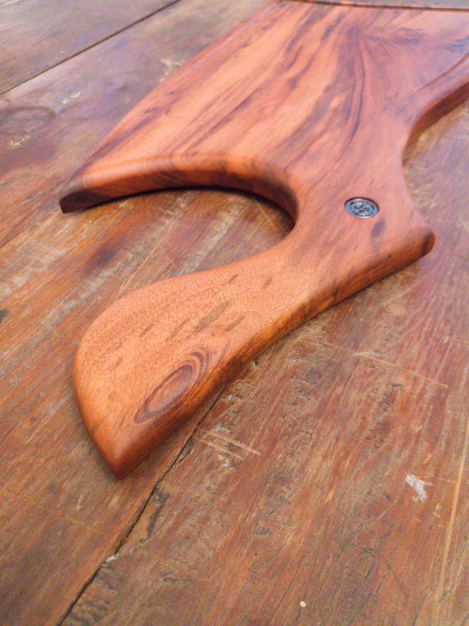 LUCILLE 365 - Tábua em madeira maciça 60x24 cm