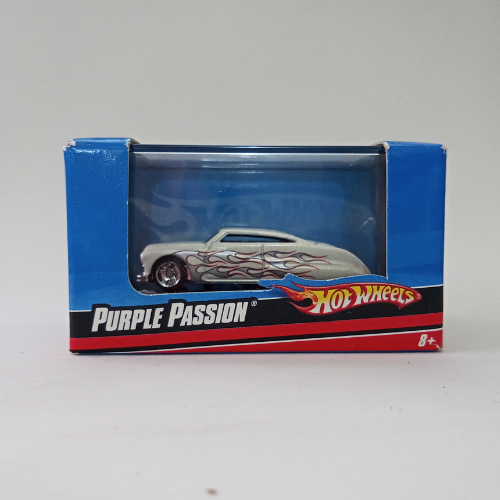 Hot Wheels – Escala 1:87 – Purple Passion Branco 2008