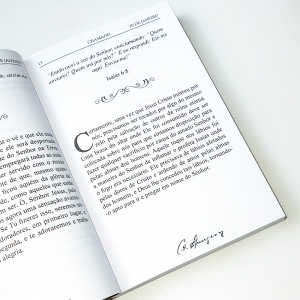 Devocional 365 Mensagens Diárias com Charles Spurgeon - Clássica | Caixa 50 Unidades