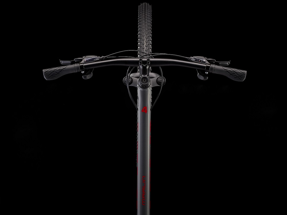 Bicicleta Trek Marlin 4 na cor Matte Anthracite (modelo 2022)