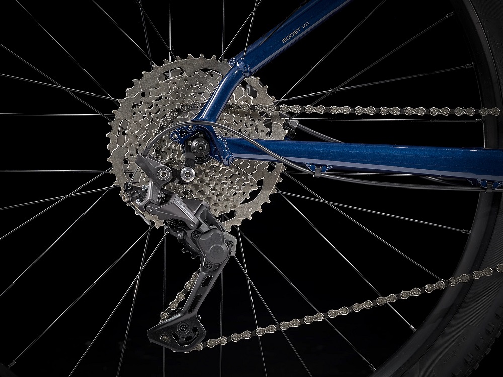 Bicicleta Trek X-caliber 7 na cor Mulsanne Blue/Anthracite