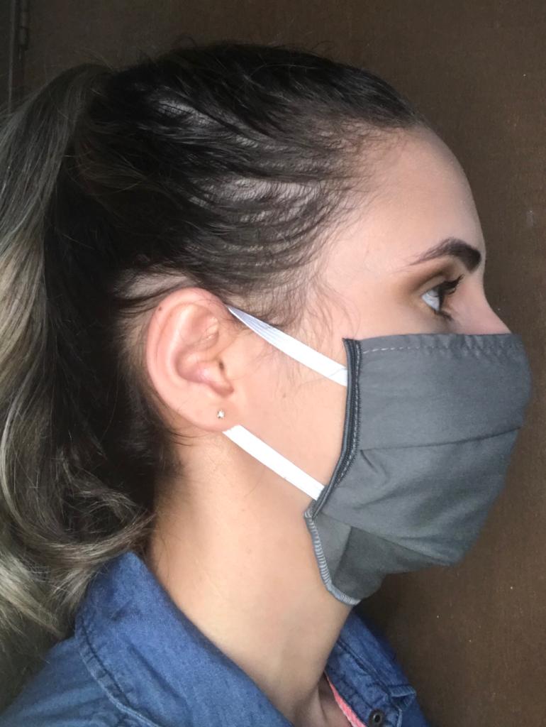 Máscara de tecido Tactel (microfibra) com uma camada de proteção