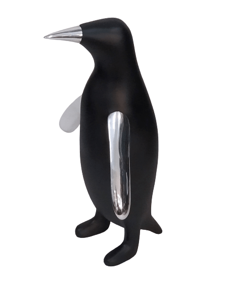 Escultura Pinguim Preto com Alumínio