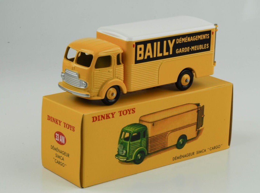 Miniatura Caminhão Simca Demenageur 1/43 Dinky Toys