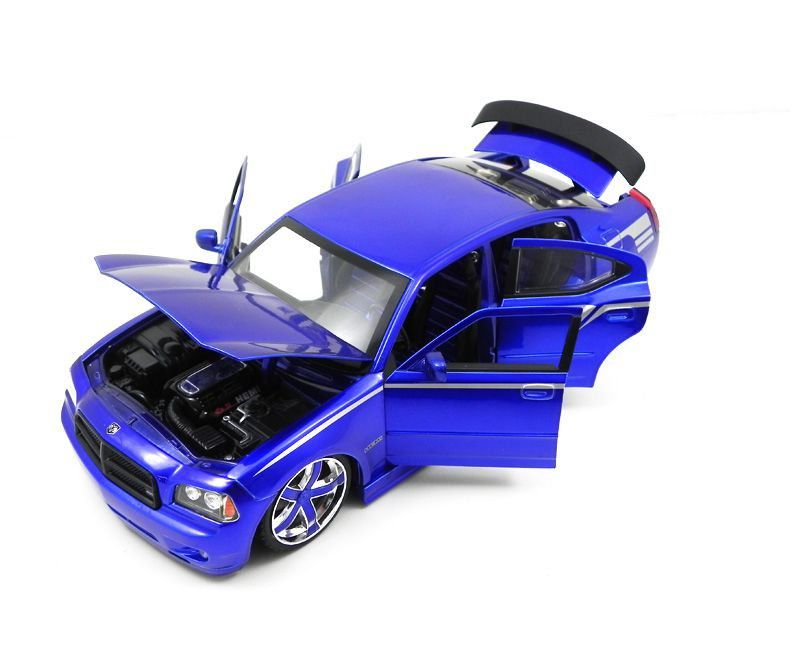 Miniatura Dodge Charger SRT8 2006 Lopro 1/18 Jada Toys