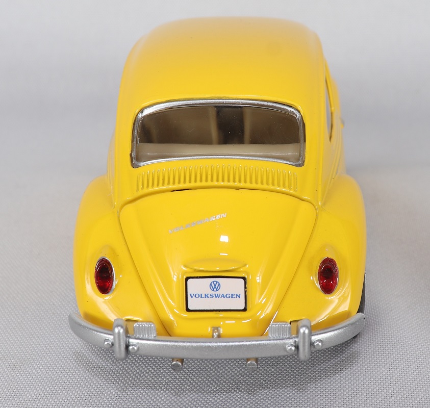Miniatura Volkswagen Beetle Fusca Luz e Som 1/32 California Action