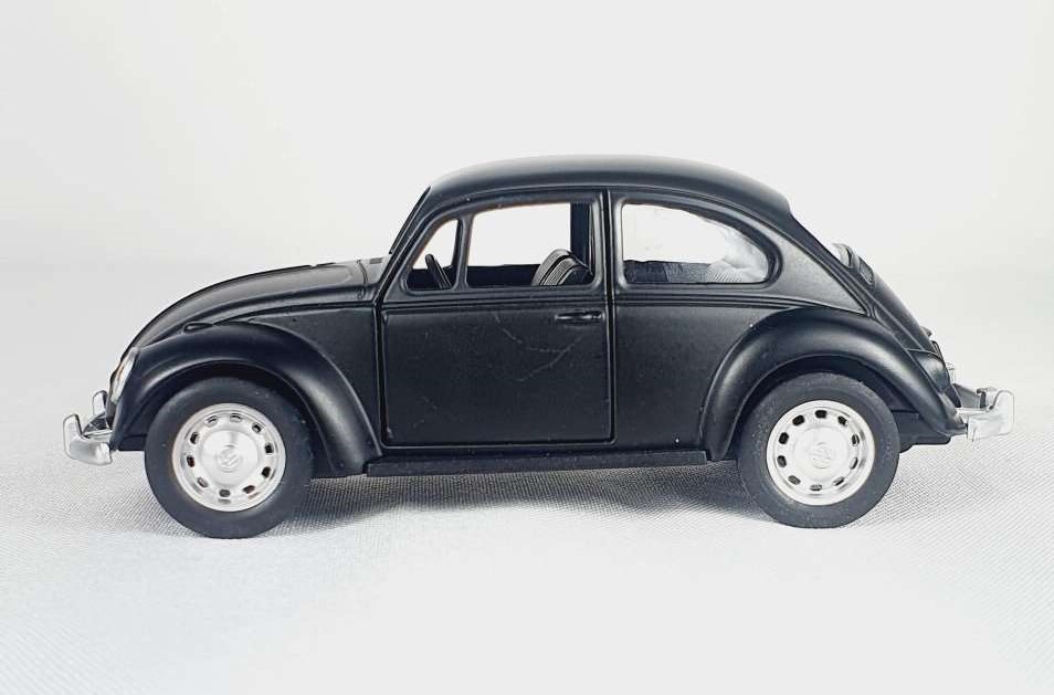 Miniatura Volkswagen Classical Beetle 1967 1/43  California Junior