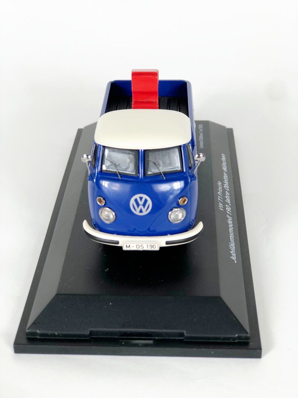 Miniatura Volkswagen Kombi T1 Obletter Munchen 1/43 Schuco