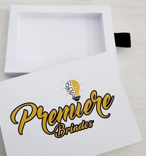 Caixinha para pen card (PERSONALIZADO ACIMA 5 PEÇAS) - Tampa offset branco / Caixa collor plus colorido - Premiere Brindes