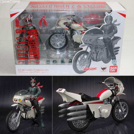 S.H.FIGUARTS MASKED RIDER 2 & CYCLONE