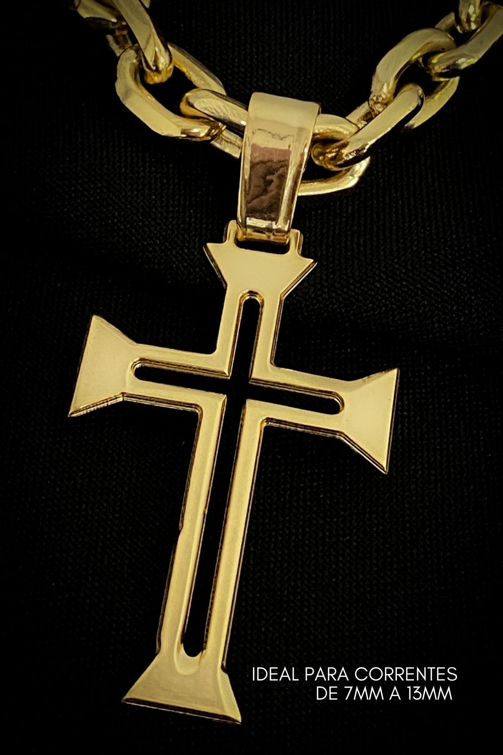 Pingente Crucifixo Vazado G - 5x3,5cm- 5,1g- Banhado A Ouro 18k