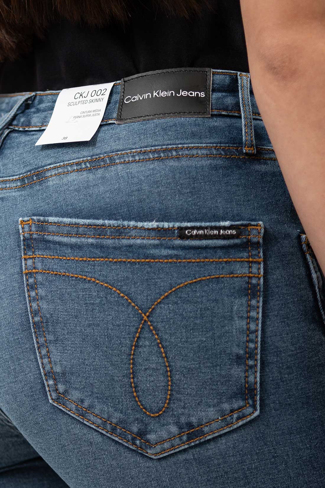 Calça Jeans Fem Calvin Klein Sculpted - Compre Online | Pirâmide Center