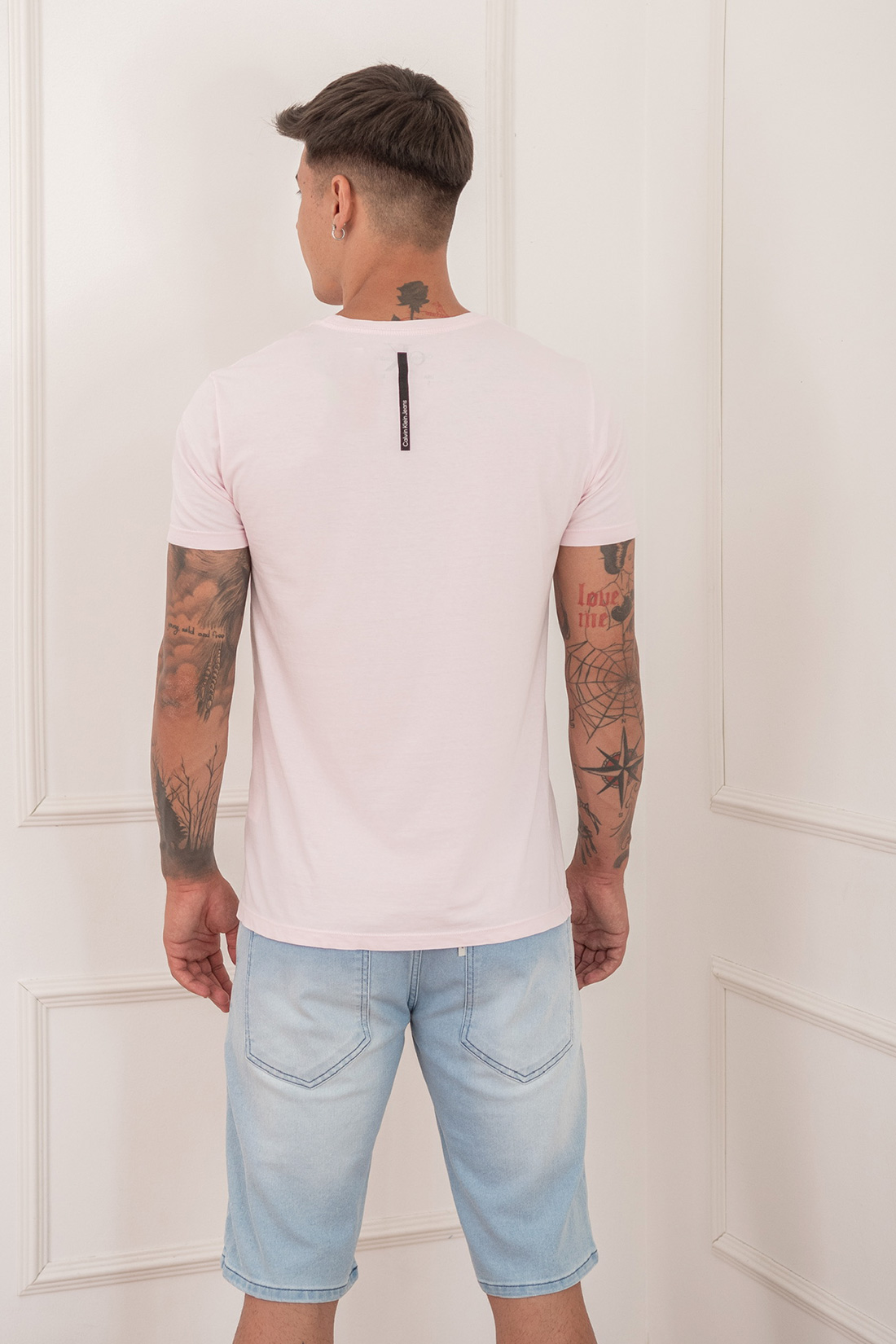 Camiseta Mc Calvin Klein Jeans Logo Peito